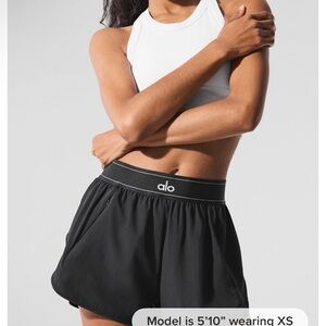 ALO Yoga Women's Black Match Point Shorts